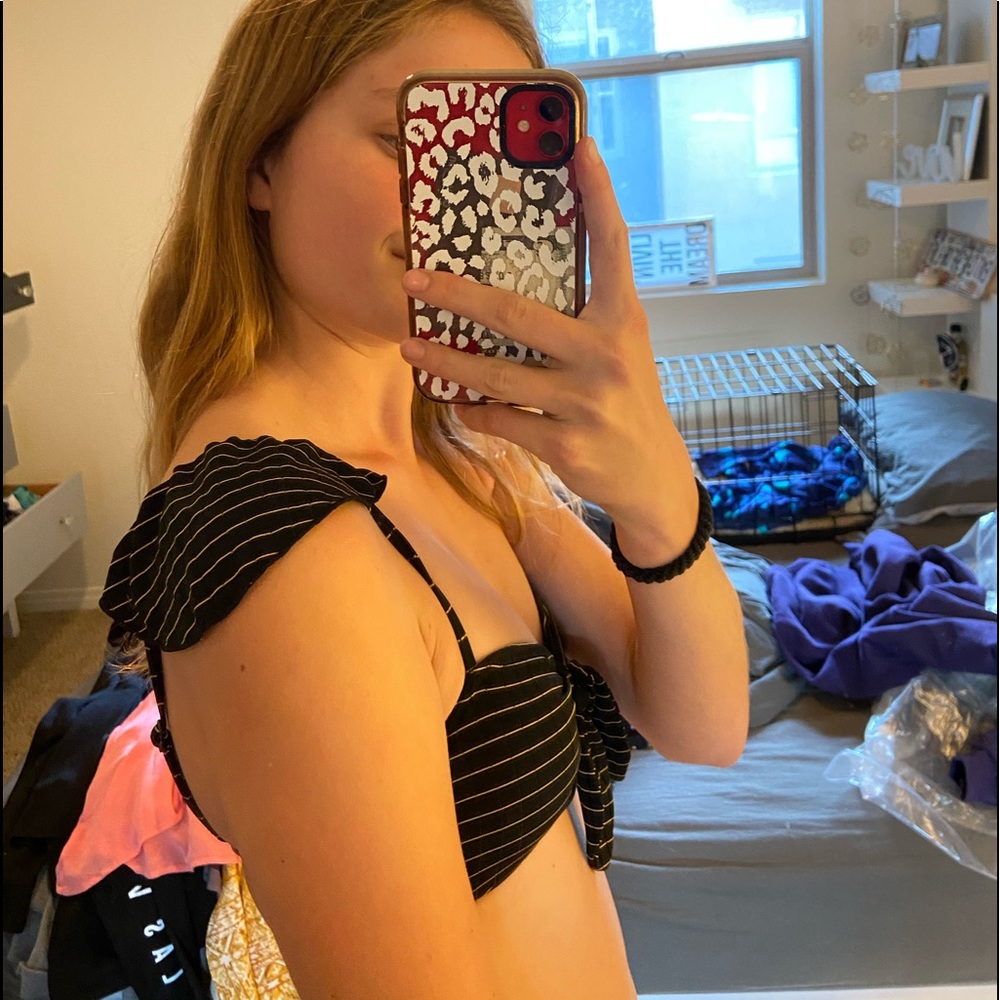 billabong bikini - Picture 3 of 4
